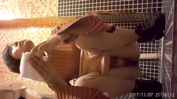 厕所偷拍-云上会所酒吧合集102